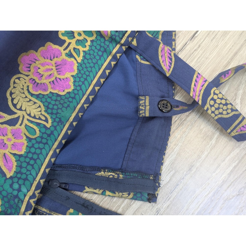 Vintage 1970s colorful block print dress | A-line tiki floral sundress - Picture 5 of 7